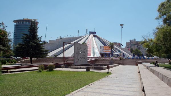 Piramida e Tiranës, që prej vitit 2007 mban emrin “Qendra Ndërkombëtare e Kulturës Pjetër Arbnori”