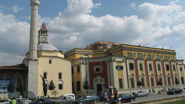 Avokati Ndreca i kërkon Dhomës së Avokatisë reagim ndaj GJKKO