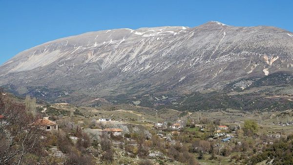 Breshëri dëmton bujqësinë në Istog, ministri themelon Shtabin e Situatës