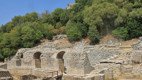 Teatri dhe kalaja e Butrintit