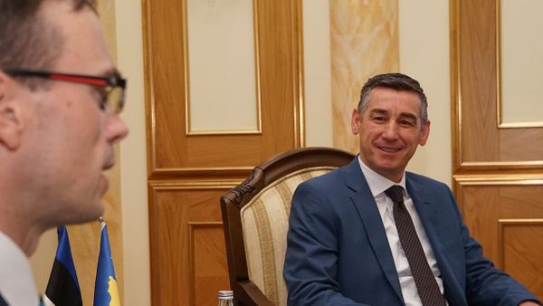 Çfarë kërkon mbrojtja e Veselit përpara aktgjykimit?