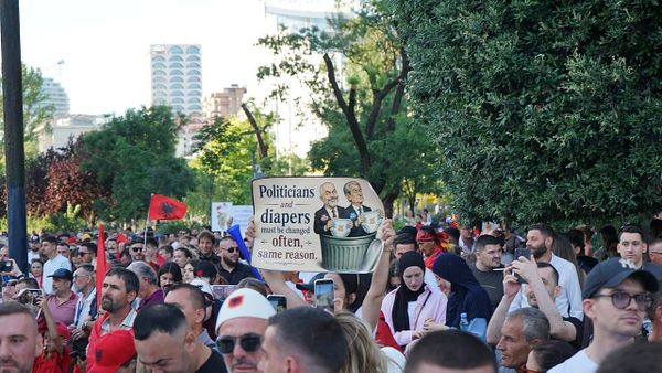 Çfarë kërkon protestuesit në Tiranë?