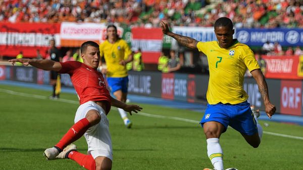 Douglas Costa: Cristiano Ronaldo ua bënte jetën më të lehtë bashkëlojtarëve
