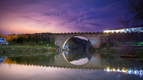 Gjendet trupi i pajetë i një gruaje te Ura e Fshajtë