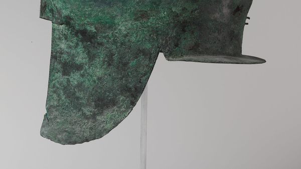 Helmetë bronzi e tipit ilir (rreth shek. VI–V p.e.s.) — Metropolitan Museum of Art, Open Access