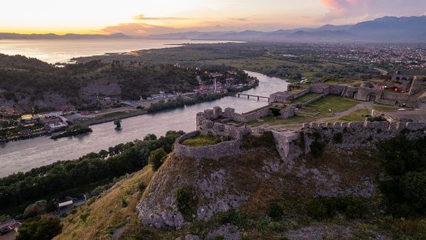 Kalaja e Rozafës kalon 100 mijë vizitorë këtë vit