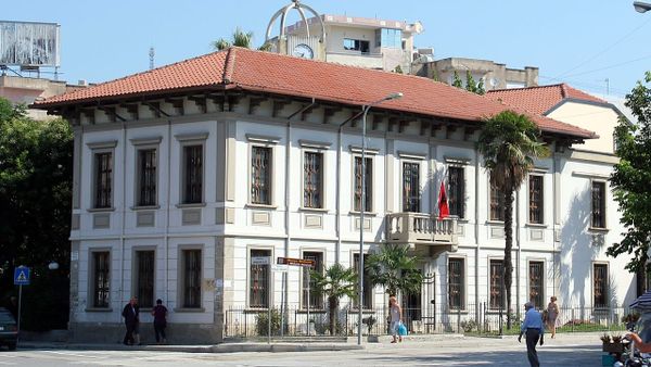 Klasa e shqipes që lindi nga lufta e Kosovës bëhet pjesë e Muzeut të Vlorës