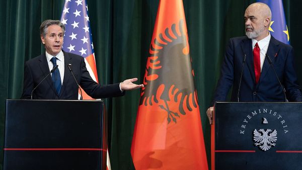 Krasniqi: si Byroja Politike në '90, edhe pushteti i Ramës s'beson se rrëzohet