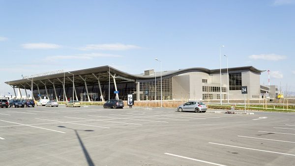 Kriza evropiane ul numrin e udhëtarëve në Aeroportin e Prishtinës