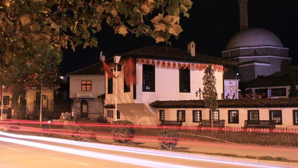 Lidhja Shqiptare: Ministri s'mund t'i heshtë mjekët për Gostivarin