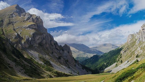 Mali Sharr zhvillon largimin e gypave të hidrocentraleve