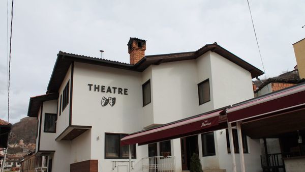 Teatri i Prizrenit, ku mbahet festivali ndërkombëtar i teatrit