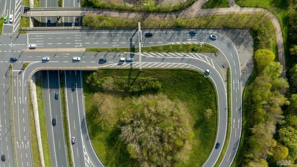 Ministri shpjegon vlerën e kontratës për Milot-Balldren