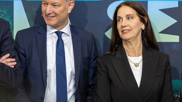 Ministria e Arsimit financon 23 projekte shkencore dhe dy laboratorë mjedisorë