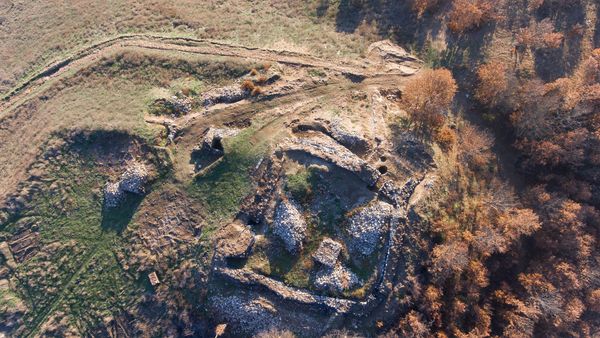 Ministria e Kulturës ndëshkon Shafi Gashin — i zbret pagën pas kritikave për Kalanë