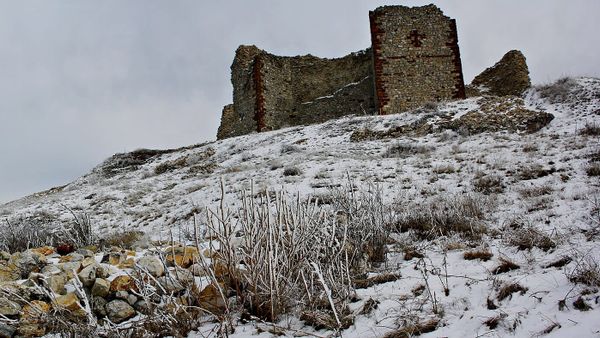 Novobërda: kalaja mbi argjend që u bë qyteti më i pasur i Kosovës mesjetare