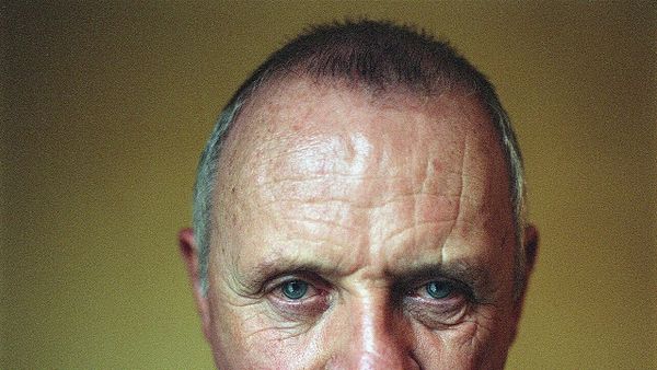 Pse Anthony Hopkins firmos me Decca Classics në 88-vjeçarin?