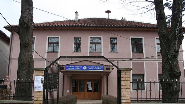 Pse Kosova mbetet prapa në edukim medial?