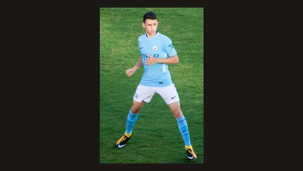 Pse mund të largohet Phil Foden nga Man City?