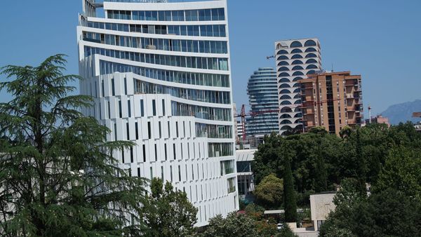 Banka e Shqipërisë ul interesat maksimale për kreditë deri në 200 mijë lekë