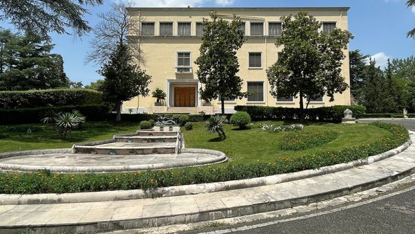 Qeveria lidh taksat dhe tarifat me objektivat klimatikë