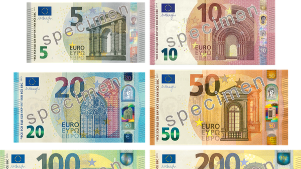 Si këmbehen euro, dollari dhe paundi?