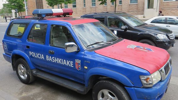 Tanushi: Policia kreu arrestime të paligjshme — në pranga edhe një amerikane