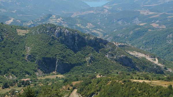 Tërmet 3.9 ballë godet Elbasanin, epiqendra në Gjinar