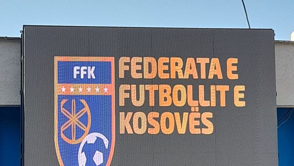 Çfarë ofron Akademia e Referimit e FFK-së?