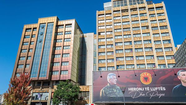 Sa e rëndë është barra financiare e mësimdhënësve jashtë Grantit të Arsimit?