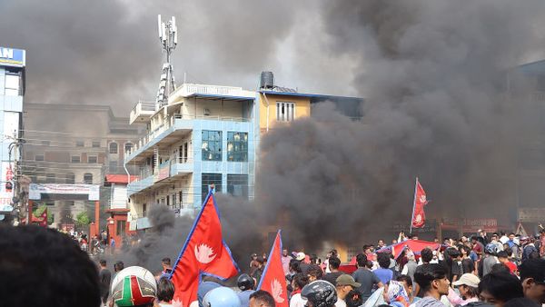 Kush pretendon se protestat në Tiranë po manipulohen?