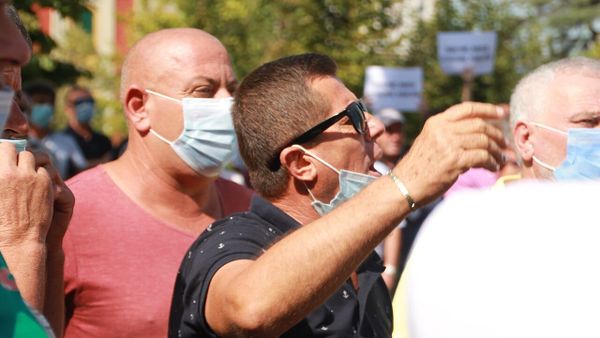 Pse protesta qytetare në Tiranë po humb pafajësinë dhe po shërben Ramës?