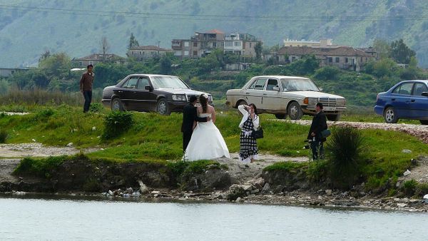 Si sjell Xhafer Ahmetaj traditat shqiptare në projektin “Dasma Shqiptare”?