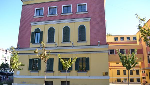 Qeveria u jep 777 mijë pensionistëve bonus vere 5 mijë lekë