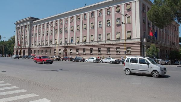Çfarë konfirmoi Gjykata Kushtetuese për masën e sigurisë ndaj Veliajt?
