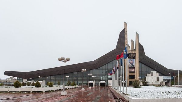 AUV nuk gjen vaj palme apo qumësht pluhur në mostrat e majit të Vitës
