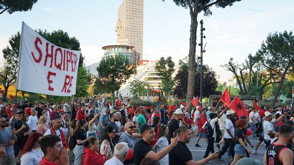 Pse Rama i quan 'mercenarë' protestuesit nga Kosova dhe Maqedonia?