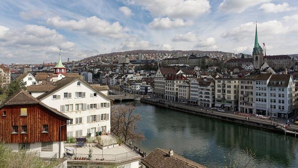 UEFA voton bojkotin e Botërorit nëse FIFA shet aksione te privatët