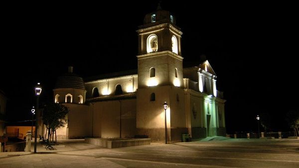 Kisha e Mbuzatit (San Giorgio Albanese), Kalabri, ku Variboba shërbeu si prift