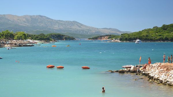 Vlora kryeson tregun e Airbnb në Shqipëri — 56% zënie dhe 77.4 dollarë nata