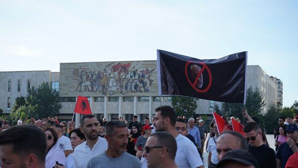 Vongli: Rënia e numrit të protestuesve nuk dekurajon protestën