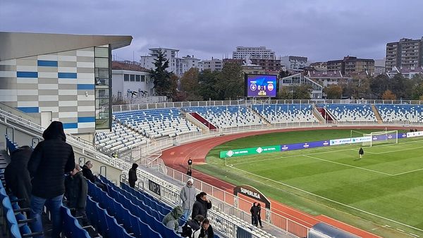 Vozinha kërkon klub që e vlerësojë si portier, jo si ikona marketingu