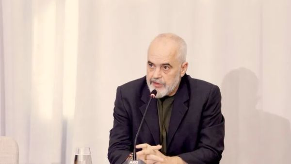 Pas takimit në Pogradec, Rama mbledh ministrat në seli