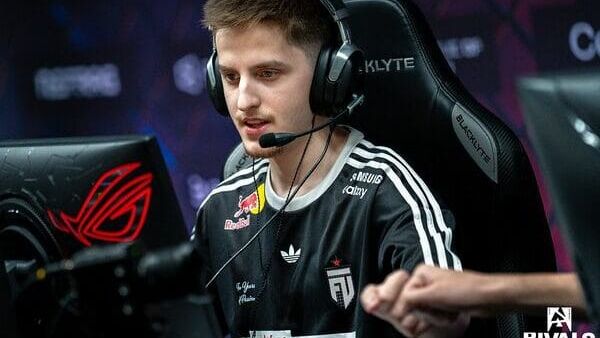 Shqiptari Krabeni kualifikohet në gjysmëfinale të Kupës së Botës në Esports