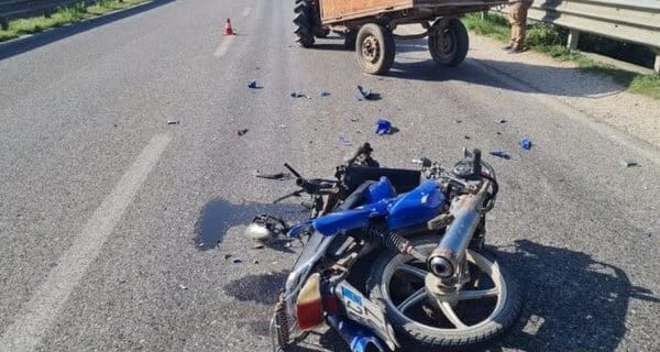 Aksident tragjik në Golem, dy persona humbin jetën pas përplasjes së motorit