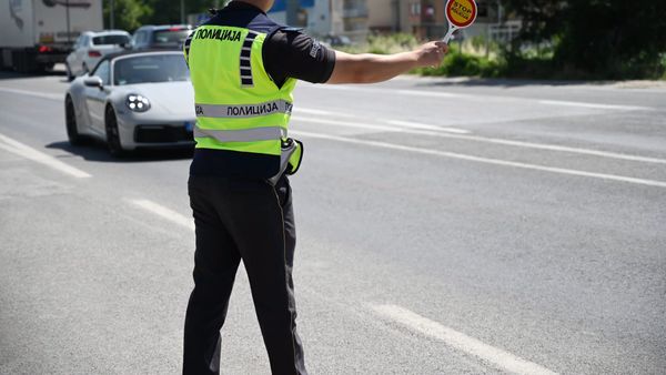 Kallëzime penale për 13 shoferët e ndaluar nga policia