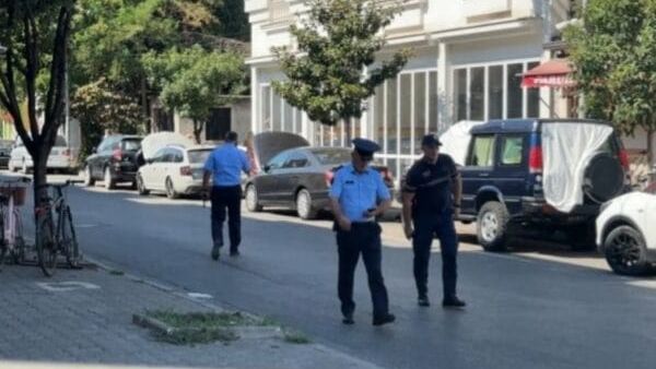 Vladimir Bruçi plagoset me armë zjarri në Shkodër, dy vite më parë u dhunua nga 6 persona