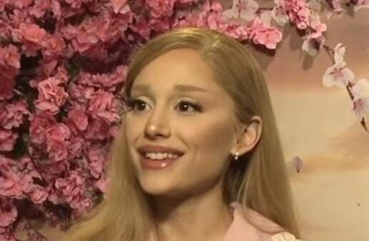Ariana Grande kundërshton përdorimin e këngës së saj nga ekipi i Trump