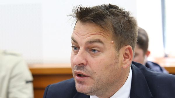 Muja transferon shefin e AUV-it në Agjencinë e Pyjeve