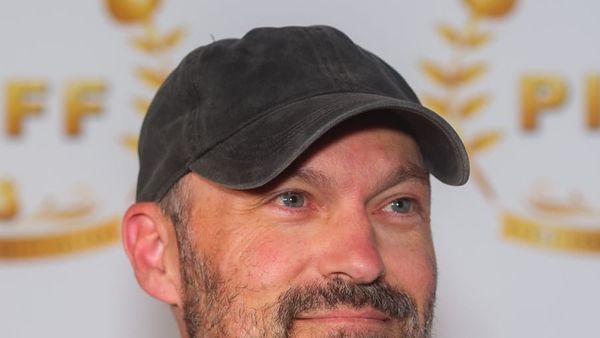 Brian Austin Green rrëfen betejën neurologjike dhe rikuperimin e gjatë